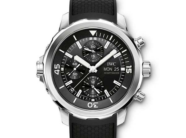IWC AQUATIMER CHRONOGRAPH Арт. IW376803 Характеристики: Механический хронограф – Механические вращающиеся ободки – внешний и внутренний – с системой защиты при погружении SafeDive system от IWC – Указатель даты и дня недели – Хронограф с индикацией часов, минут и секунд – Малая секундная стрелка со стоп-функцией – Светящиеся элементы на стрелках, циферблате и внутреннем вращающемся ободке – Завинчивающаяся заводная головка – Система быстрой замены браслета IWC Механизм: Калибр 79320 Частота колебаний 28 800 Пк/ч / 4 Гц Камни 25 Запас хода 44 часа Подзавод автоматический Корпус: из нержавеющей стали, черный циферблат,черный каучуковый ремешок, традиционная застежка из нержавеющей стали Стекло: выпуклое сапфировое стекло с двусторонним антибликовым покрытием Водонепроницаемость: 30 бар Диаметр: 44 мм Высота корпуса: 17 мм