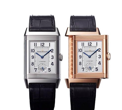 Jaeger-leCoultre Grande Reverso Night & Day • Jaeger-LeCoultre Calibre 967B, автоподзавод, запас хода - 42 часа • Часы, минуты, индикатор «день/ночь» Dial: • Размер : 46,8 X 27,4 мм , толщина - 9.14 мм • Стекло: сапфировое • Водонепроницаемость: 3 бара • Ремешок: кожа аллигатора, черный/ складная застежка • 18К розовое золото: Арт. Q3802520 • Сталь: Арт. Q3808420