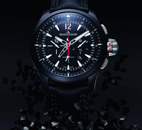 Jaeger-leCoultre Master Compressor Chronograph Ceramic *Лимитированная серия – 500 экз. • Jaeger-LeCoultre Calibre 757, автоподзавод, хронограф, запас хода – 65 часов • Корпус: керамика, диам.46 мм • Стекло: сапфировое • Часы-минуты-дата/хронограф/время второго часового пояса с индикатором «день/ночь» • Водонепроницаемость: 100 м • Ремешок: кожа теленка, Trieste/застежка-пряжка • Арт: Q205C570