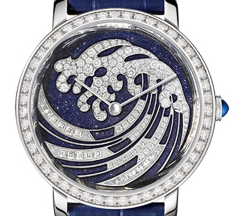 Boucheron Epure Vague de Lumière: 18К белое золото/бриллианты, автоподзавод, 41 мм, запас хода 40 ч, 41 мм, 3D маркертри из бриллиантов в виде стилизованной гравюры «Большая волна в Канагаве» Касуцики Хокусая, первой из серии «Тридцать шесть видов Фудзи»