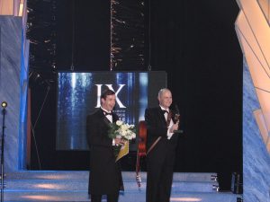 Участники IX церемонии вручения премий «Чайка» Дмитрий Певцов и Алексей Кортнев